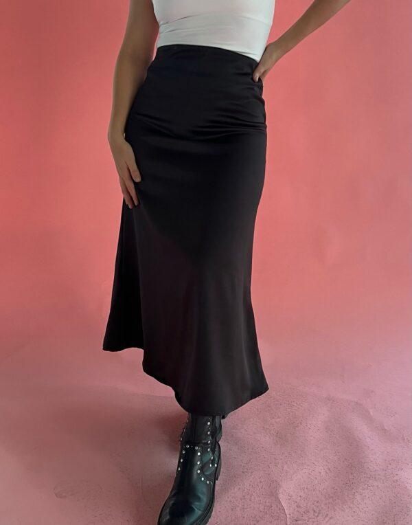 Falda Satin